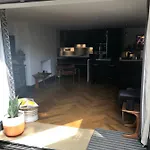 Apartmán Chorlton Garden Rooms. Relax, Work, And Play. *