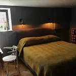 Chorlton Garden Rooms. Relax, Work, And Play. * Manchester