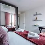 Loom St Tatil Evi *