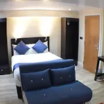 Ville Hotel 3*