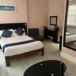 Hotel Ville Hotel 3*