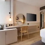 Leonardo Piccadilly 4*