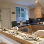 Prázdninový dům Bee - Byron House *