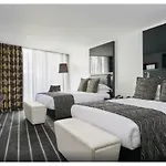 Otel Crowne Plaza Centre By Ihg 4*