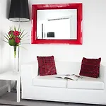 Otel Crowne Plaza Centre By Ihg 4*