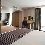 ホテル ホリデイ シティ センター 4*