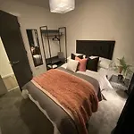 Haven Apartment *