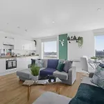 Stunning 3-bedroom Flat With Parking アパート