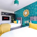 Ferienhaus Spacious 5 Bedroom Hosted By Mcr Dens