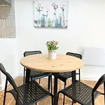 The Works-fresh 2bed In Centre, Opposite Arndale. *