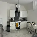 2 Bedroom Flat Close To City, Stadium And Coop Arena