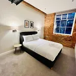 Stunning 2 Bedroom In The Centre Daire *