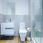 New! Stylish 2-bed In By 53 Degrees - Amazing Location, Ideal For Small Groups - Sleeps 4! * Manchester
