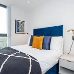 Stunning Brand New 3 Bed By Valore Services * Manchester