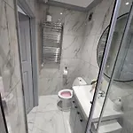Tatil Evi Hot Tub Hideaway *