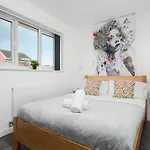 Tatil Evi Dazzling & Modern 4bd - Coop Live - Etihad - Parking Manchester