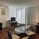 Unisuperhost Daire Manchester