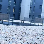 Luxury 2 Bedroom In Centre - Free Parking