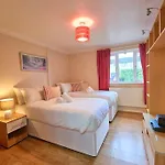 Bespoke Salford Quays - Garden, Wifi And Parking Casa de Férias