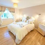 Bespoke Salford Quays - Garden, Wifi And Parking Casa de Férias Manchester