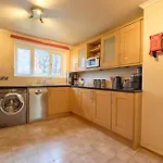 Bespoke Salford Quays - Garden, Wifi And Parking *