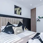 Apartment Heart Of Didsbury Luxury 2 Bed By Hass Haus *