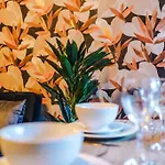 Ferienhaus Salford Sanctuary 5 Bed House *