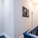 Salford Sanctuary 5 Bed House * Manchester