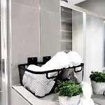 Luxury 2 Bed With Balcony Manchester