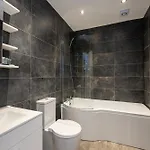 Daire Luxury 2br In Chorlton, Free Parking Manchester