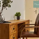 Fabulous House - 5 Beds Sleeps 8 - Free Parking - By Purestay Holiday home Manchester