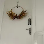 2 Bedroom Flat Close To City, Stadium And Coop Arena