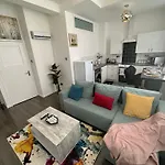 Apartmán 2 Bedroom Flat Close To City, Stadium And Coop Arena Manchester