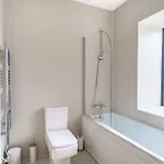 Bright 2 Bedroom In Lejlighed *