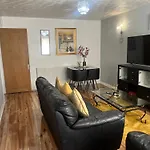Charming 2-bedroom In *