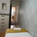 Charming 2-bedroom In *