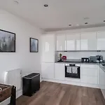 Stayzeni, Alexandra Rise Cosy 1br Flat *
