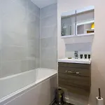 Fantastic 1 Bedroom *