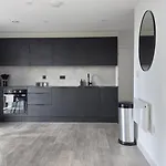 Daire Luxury By Noire Manchester