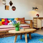 Treehouse 4* Manchester