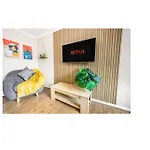 Centre House, Perfect For Long Stays! Parking, Wifi, Outdoor Space Tatil Evi
