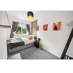 Centre House, Perfect For Long Stays! Parking, Wifi, Outdoor Space Tatil Evi *