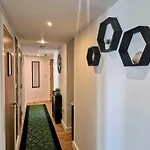 Penthouse - 2 Bedroom *