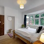 Stylish Family In Old Trafford, - Pass The Keys Tatil Evi Manchester