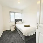 Rusholme - Sleeps 4