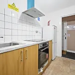 Private Retreat For 3 Near Centre Manchester