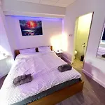 Lux Super King Private Bath Mediacity, Mufc, Salford Privat bolig Manchester