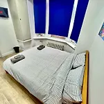 Lux Super King Private Bath Mediacity, Mufc, Salford Privat bolig *