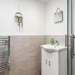 Scandi Loft Style - Sleeps 6 - Near Airport * Manchester