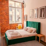 Chic Georgian Flat In Daire